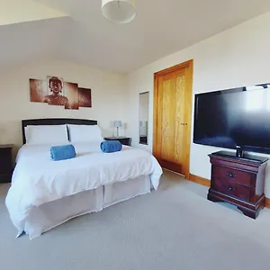 Private In House Close To Galway