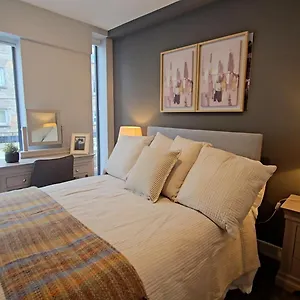  Aparthotel Madison House