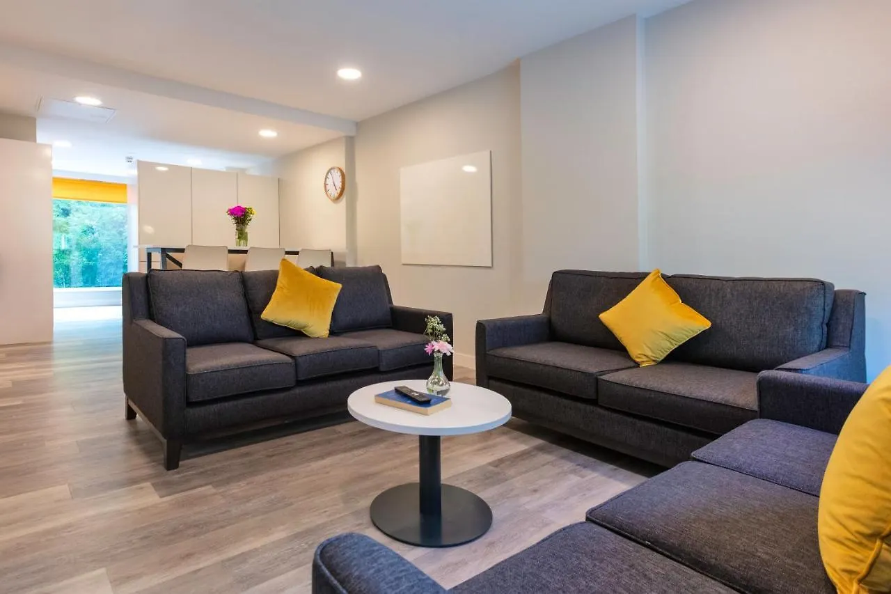 Hotel The Westwood Summer Accommodation Galway Irlanda